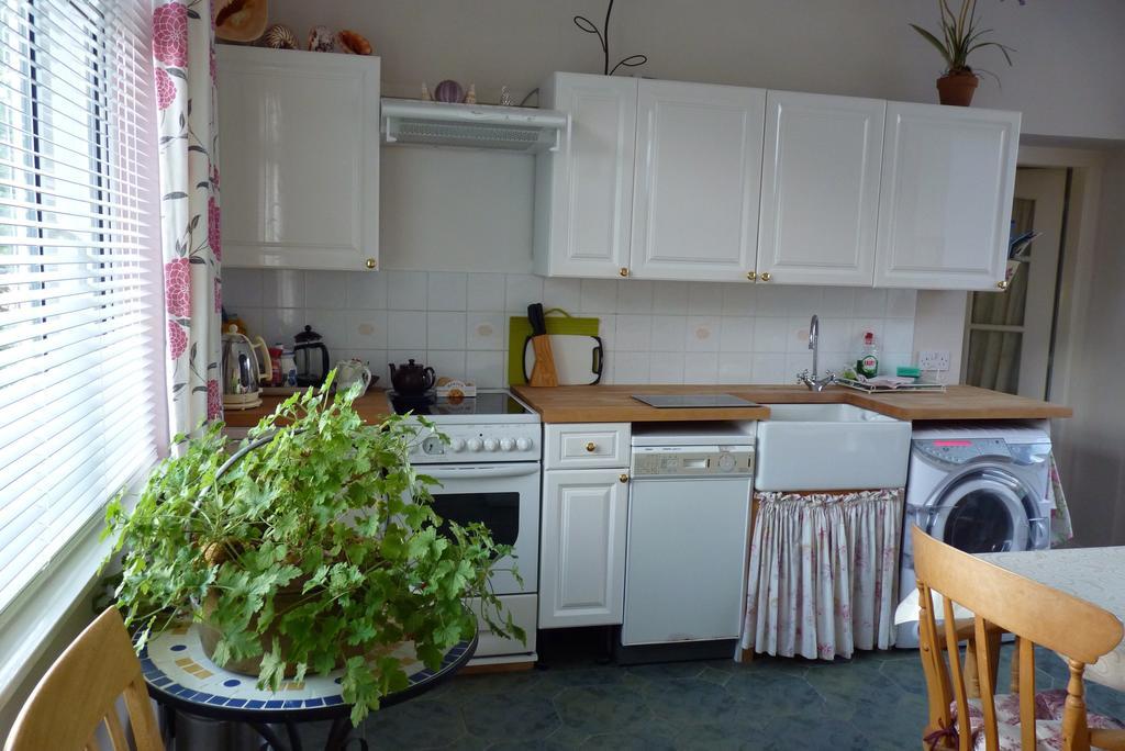 Achnamara Apartment Конъл Стая снимка